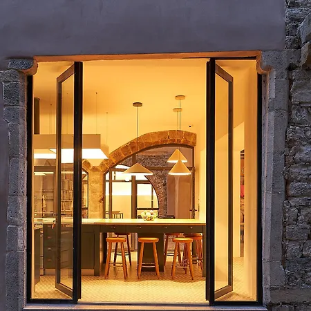 Apartment Bouquerie